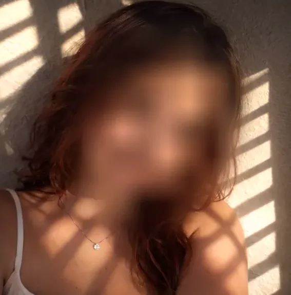 Alessandra, 23 anni