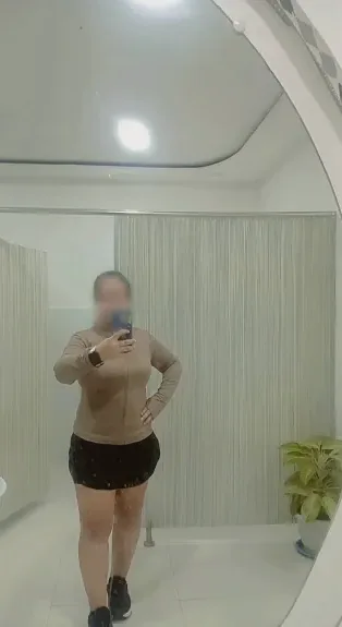Deborah, 40 anni