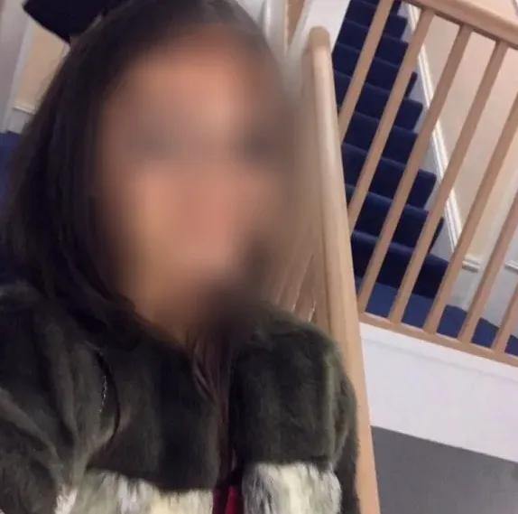 Yasmine, 21 anni