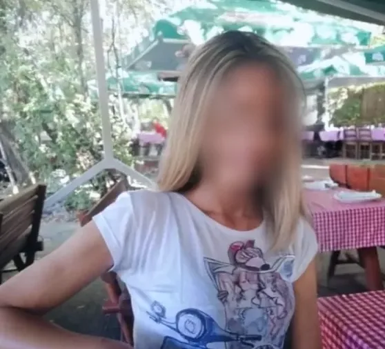Yasmine, 35 anni